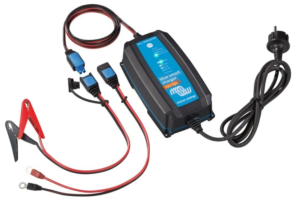 *Victron BlueSmart IP65 nabíječka 12V/15A