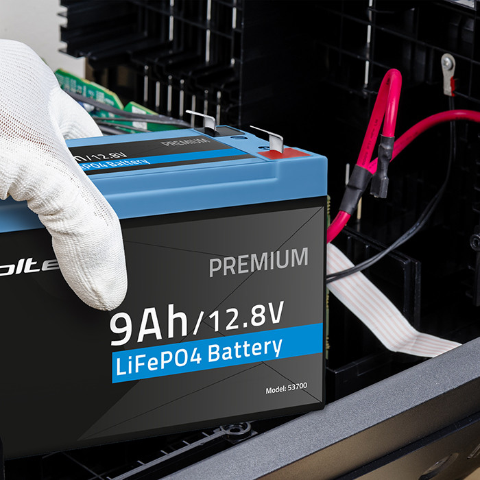 *Qoltec 53700 LiFePO4 lithiová železná fosfátová baterie | 12,8 V | 9 Ah | 115,2 Wh | BMS