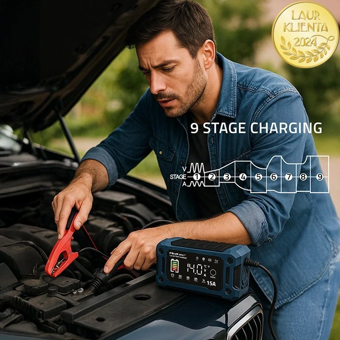 *Qoltec 52496 Intelligent Charger 12 V 15 A | Mikroprocesorová nabíječka LiFePO₄ / AGM / GEL s LCD displejem a režimem 14 V pro údržbu napětí