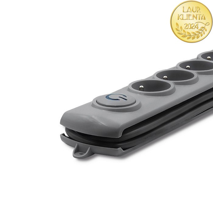 Qoltec 50168 Prodlužovací kabel Qoltec | 8 zásuvek | 3 m | Šedý | Rychlé přepínání